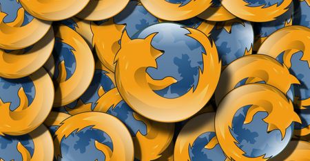 Moz://a w pasku adresowym robi zamieszanie – Safari nie wie o co chodzi, a reszta wyszukuje