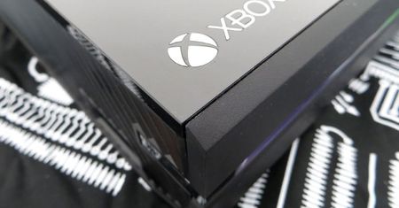 Na Xboksie One pograsz w Internecie z użytkownikami PC i PS4