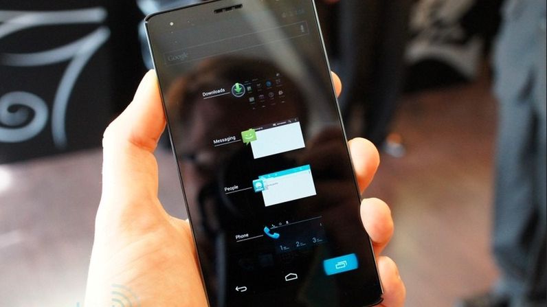 Panasonic Eluga Power - 5 cali, ICS i Snapdragon S4 Class 1