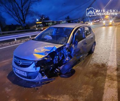 82-latek jechał pod prąd i zderzył się czołowo. Trzy osoby są ranne