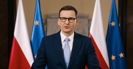 "To nie są ćwiczenia, to groźba wojny". Morawiecki mówi wprost