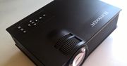 Hykker Vision 130: tani projektor z Biedronki - test