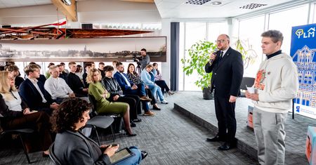 Toruńskie Forum Młodych - z młodymi o problemach dotyczących nas wszystkich [fotorelacja]