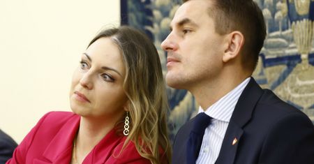 Wiceminister i posłanka. Małżeństwo i dwie dopłaty do wynajmu jednego mieszkania