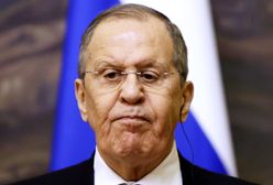 Co tam się wydarzyło? Tajemniczy zwrot samolotu Ławrowa