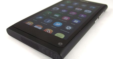 Nokia przygotowuje dwa smartfony z MeeGo?