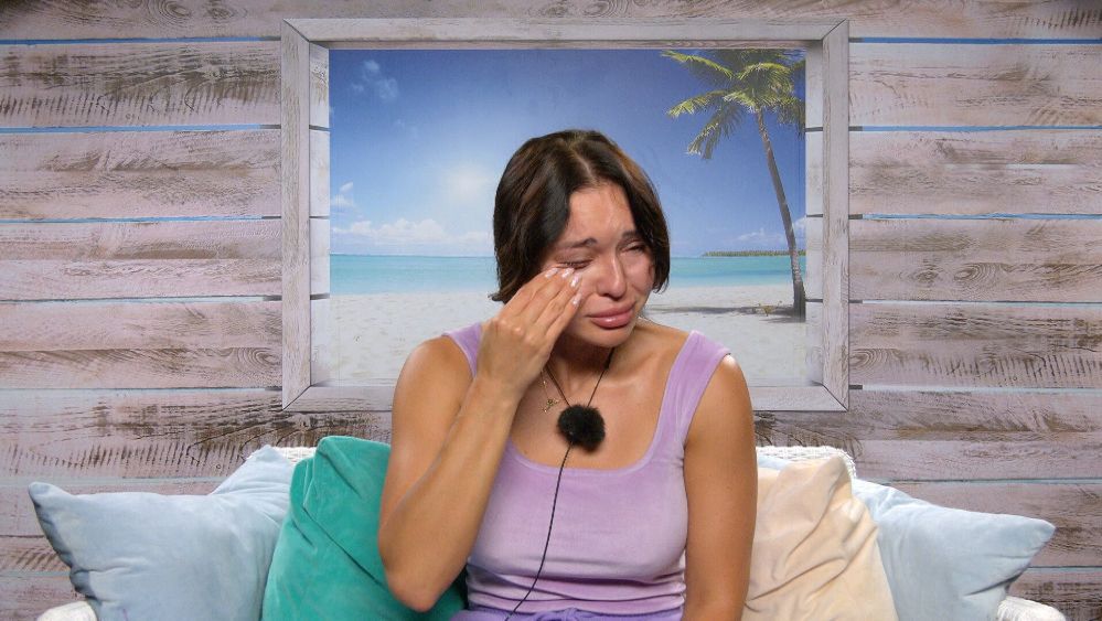 "Love Island": Oliwia i Konrad odpadli z programu. Mają żal do pozostałych uczestników