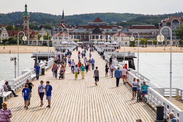 sopot, molo, wakacje, urlop, wypoczynek, morze, bałtyk, turystyka