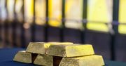 Ceny złota szybują i biją rekordy. "Polacy ruszyli po sztabki"