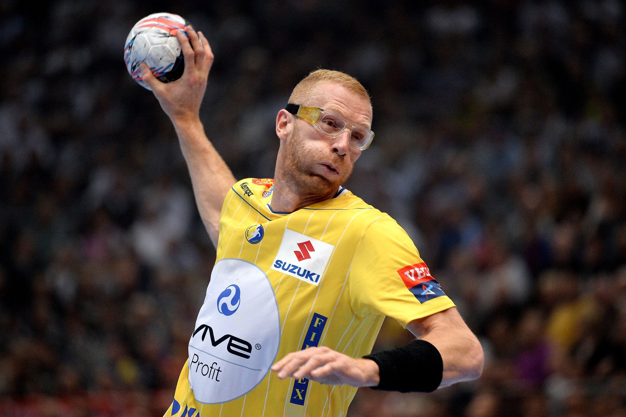 Karol Bielecki w 2015 roku, pięć lat po utracie oka