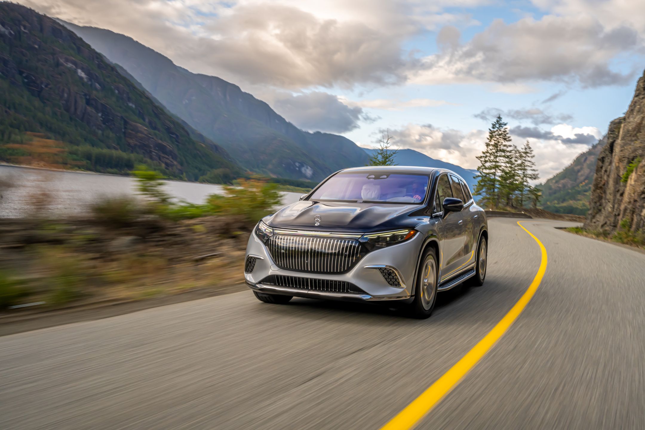 Mercedes-Maybach EQS SUV