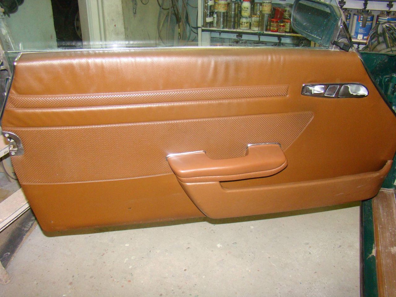 Mercedes 450 SL (R107) - rozbrajanie drzwi