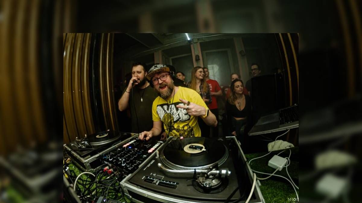 DJ Krzaku