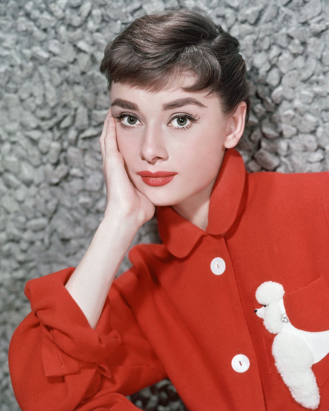 Audrey Hepburn nosiła króciutką grzywkę