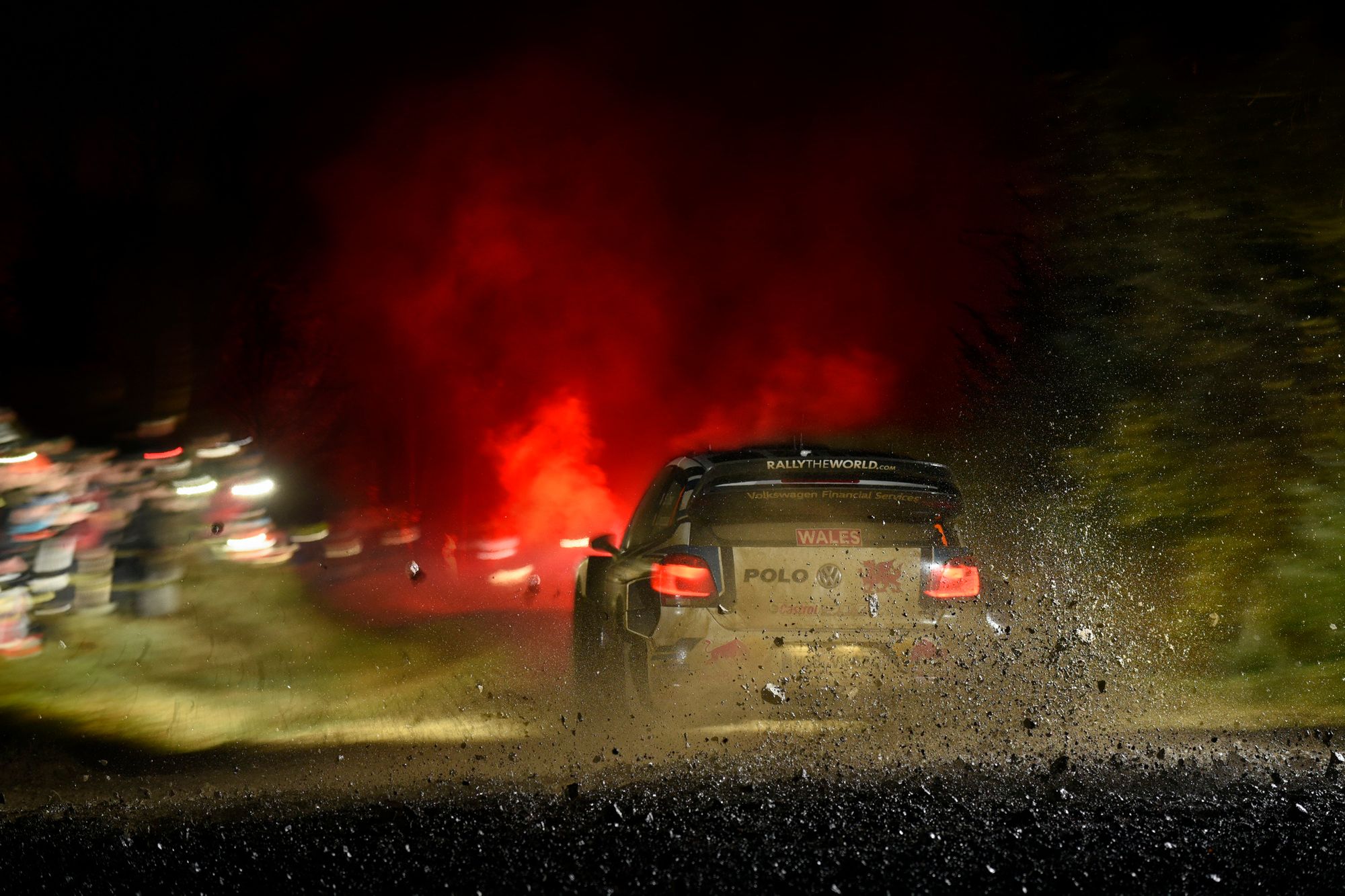 Marcin Rybak jest zawsze tam, gdzie kurz i spaliny – oto jak wyglądają rajdy WRC w jego obiektywie 15
