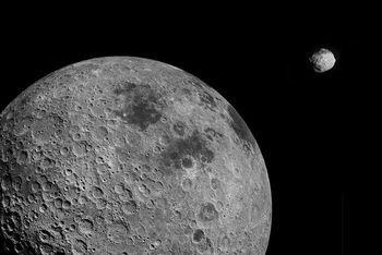 Może uderzyć w Księżyc. Wywoła deszcz meteorytów i zniszczy satelity