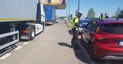 Wrocław. Samotne dzieci przy autostradzie A4. Zareagował policjant