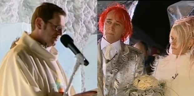 Duchowny, który udzielił ślubu Wiśniewskiemu i Mandarynie, KOMENTUJE ich powrót. "Stara miłość nie rdzewieje"