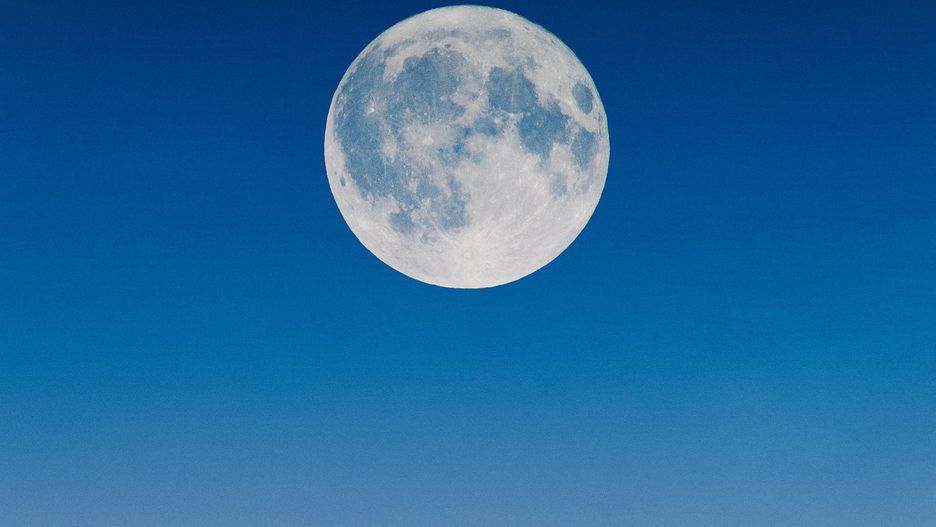 Pełnia Zimnego Księżyca. Kiedy wypada?