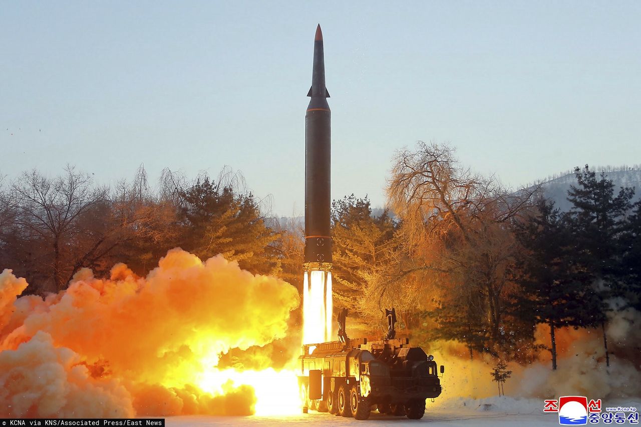 Korea Północna wystrzeliła rakietę drugi raz w ciągu tygodnia. Co testuje?