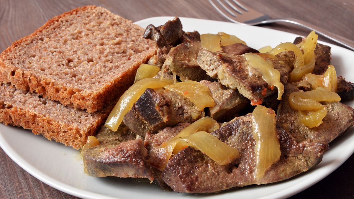 Kuchnia PRL-u słynęła z dań z podrobów