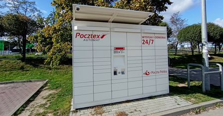 Poczta Polska rzuca rękawicę. Spiera się z InPostem o "pocztomat"