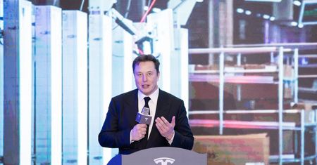 Gigafactory Tesli w Niemczech z problememi. Sąd nakazał wstrzymanie prac