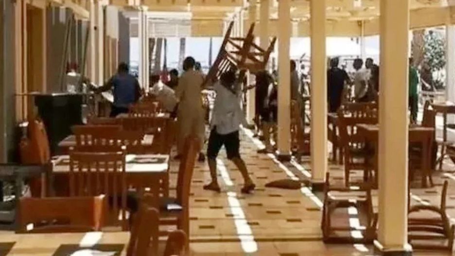 Uczestnicy awantury rzucali krzesłami w hotelowej restauracji
