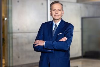 To nie sami przedsiębiorcy mają tworzyć silną gospodarkę – kluczową rolę powinno odgrywać państwo.