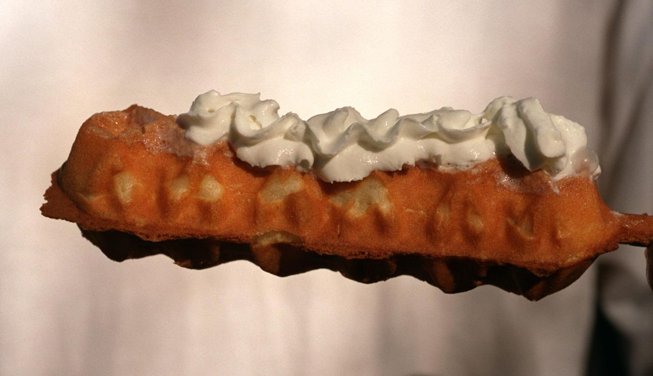 Jak uniknąć zatrucia pokarmowego podczas wakacji? Lekarka ostrzega i zwraca uwagę na ważny szczegół