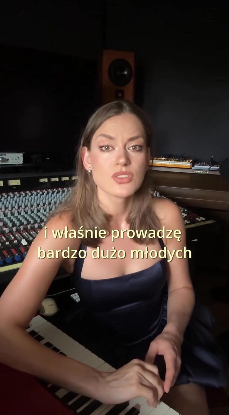Trenerka głosu gani Julię Wieniawę