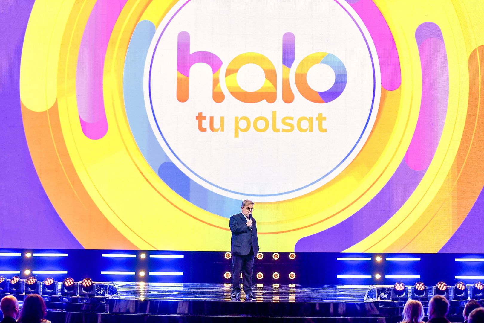 Edward Miszczak przedstawia śniadaniówkę "Halo, tu Polsat"