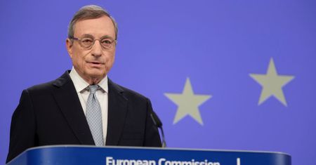 Były szef EBC ostrzega przed "powolną agonią" europejskiej gospodarki