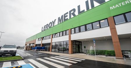 Koronawirus. Zakażony kasjer marketu budowlanego w Tarnowie. Sanepid ustalił, jak to się stało