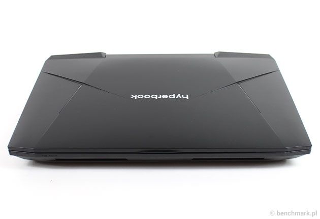 Hyperbook GTR87 VR SLI przód