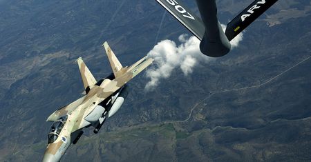 Izrael. Sztuczna inteligencja mówiła "gdzie i kiedy" zrzucić bomby