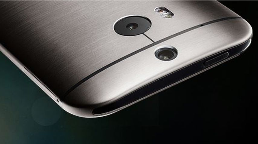 HTC One (M8 Eye) na zdjęciach prasowych