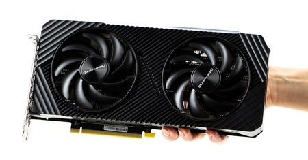 Czekasz na karty GeForce RTX 5000? NVIDIA może zaskoczyć dwoma modelami