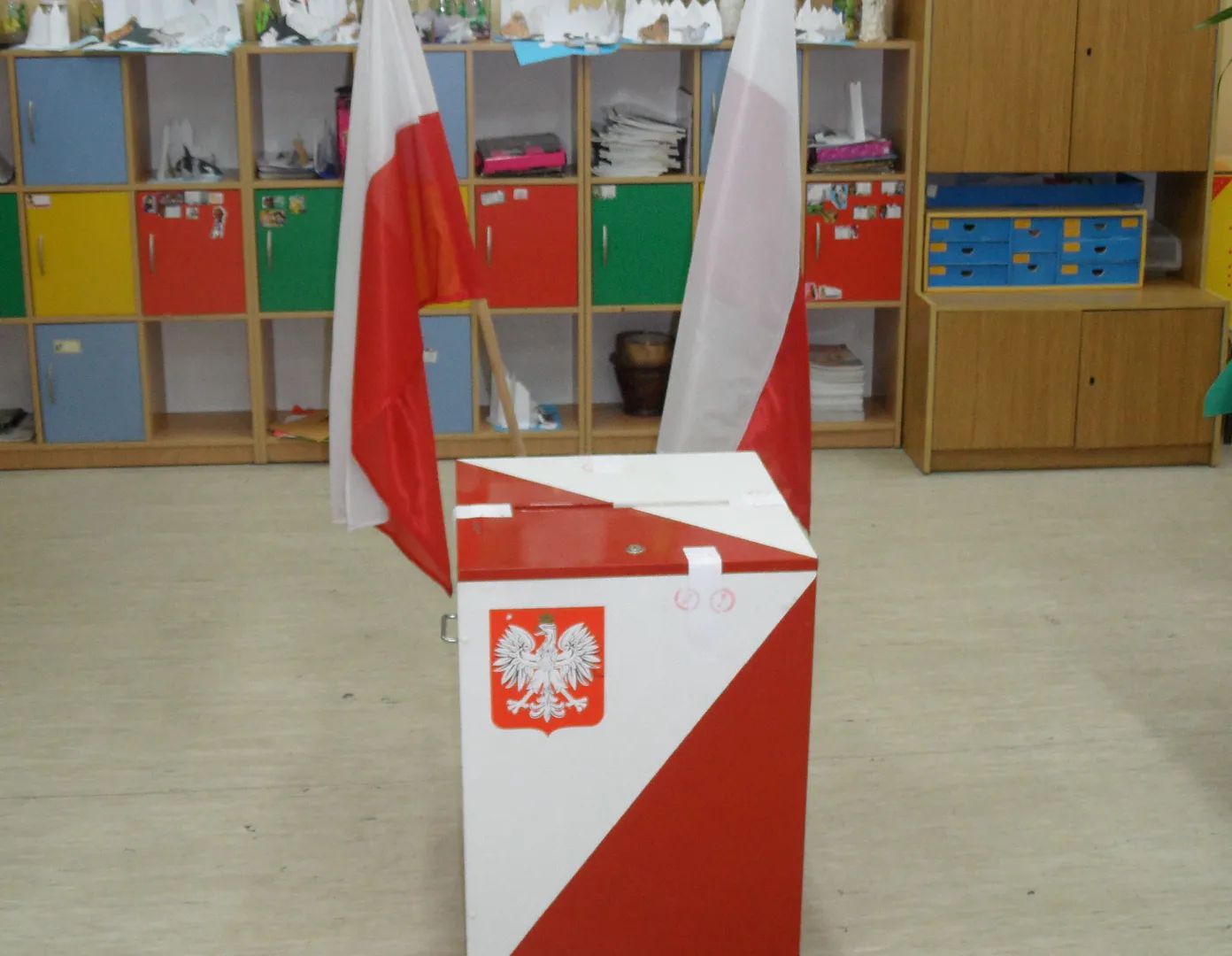 Wybory trwają. Frekwencja w poszczególnych województwach rośnie