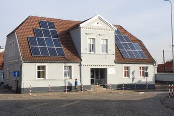 Dla firm i osób prywatnych. Resort klimatu uruchomił specjalną stronę ds. OZE