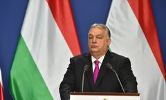 Orban wysyła wojsko do kluczowych obiektów. W tle Ukraina