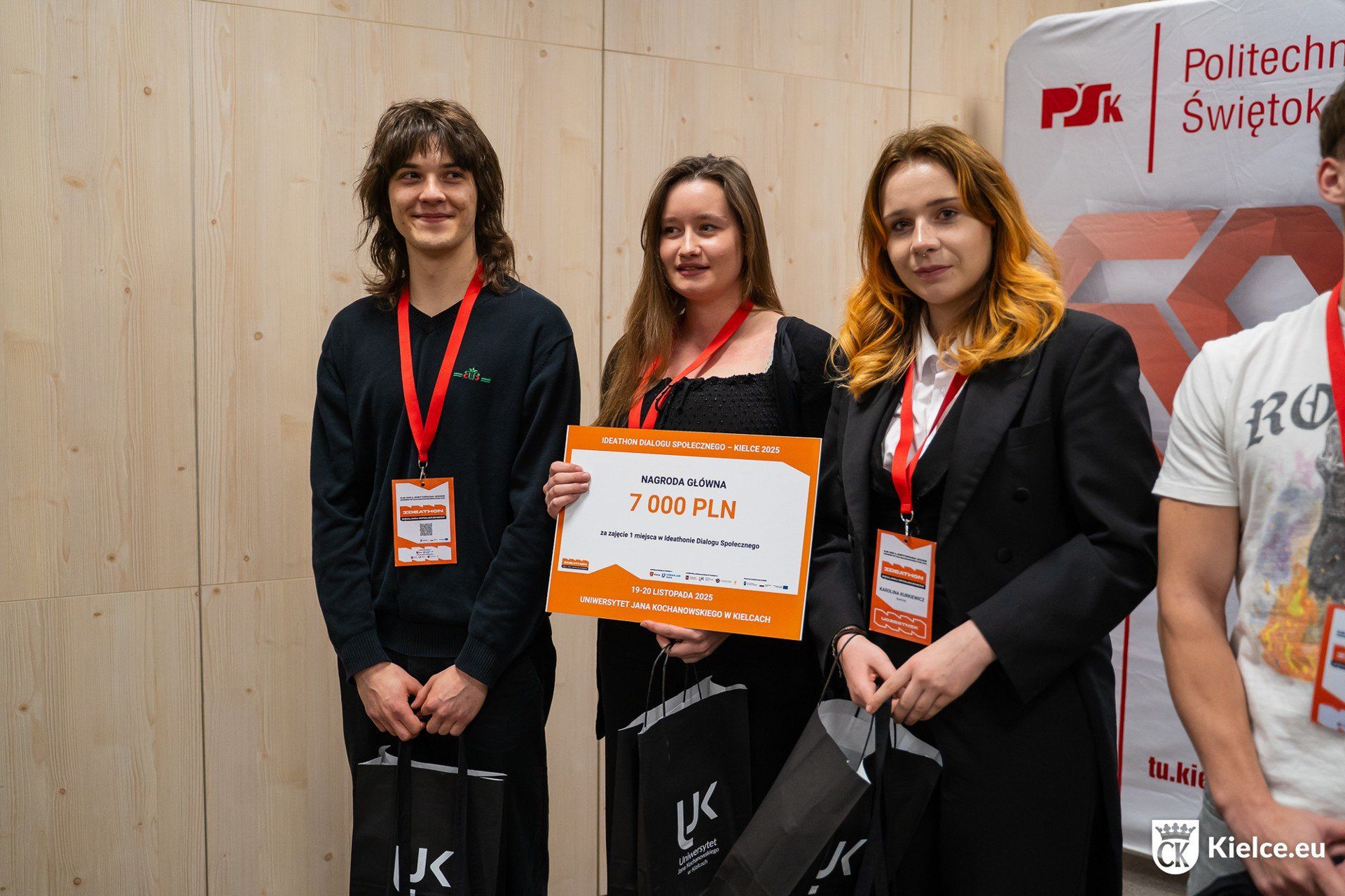 pierwsza edycja Ideathonu Dialogu Społecznego