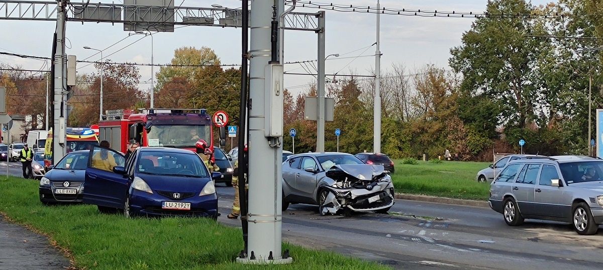 Karambol pięciu aut na al. Andersa w Lublinie