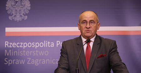 Afera wizowa. Pośrednicy dalej współpracują z placówkami MSZ
