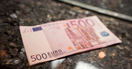 IMC wypłaci zaliczkową dywidendę w wysokości 0,18 euro na akcję