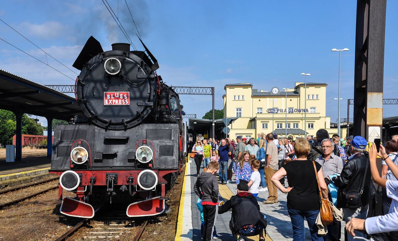 Blues Express powraca. W lipcu zabytkowy parowóz przewiezie muzykę przez pół Wielkopolski