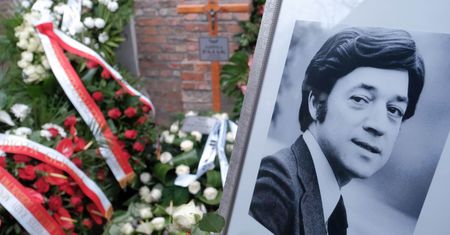Odnaleziona rodzina Połomskiego nie kryje żalu. Skandal na pogrzebie artysty