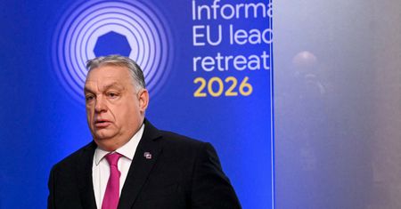 Czarne chmury nad Orbanem. Miażdżący sondaż