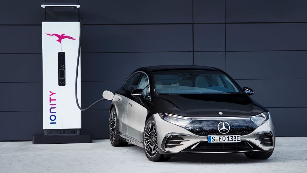 Mercedes EQS