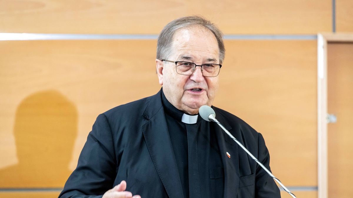 Sympatycy Rydzyka przeciwni procesowi fundacji Lux Veritatits. Prezydent zasypany listami 